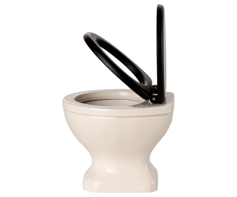 Water Closet, Mouse
