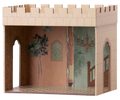 Castle Hall, Mouse