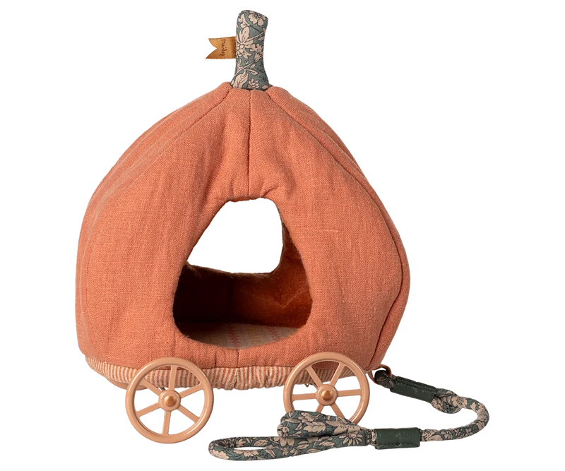 Pumpkin carriage, Mouse