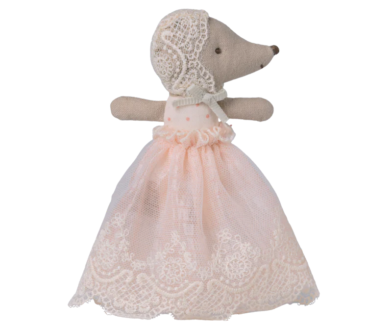 Baby mouse in gown - Powder