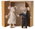 Wedding mice couple in box, Mum and dad